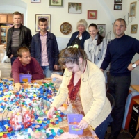 Кришечки на протези збирають у поштових відділеннях